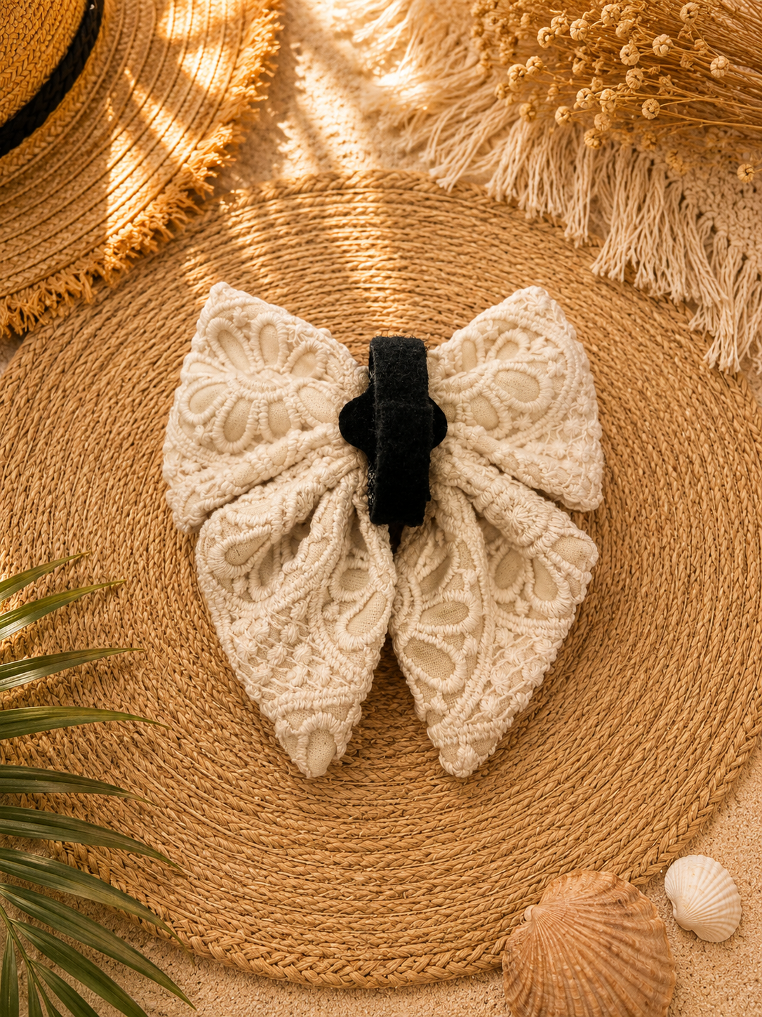 Descubre nuestra colección de crochet para perros: diseños exclusivos, cómodos y llenos de personalidad. Accesorios únicos para perros con estilo y paseos diferentes.